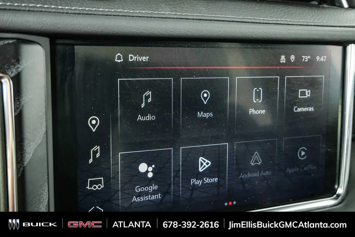 2023 GMC Yukon Denali thumbnail 14