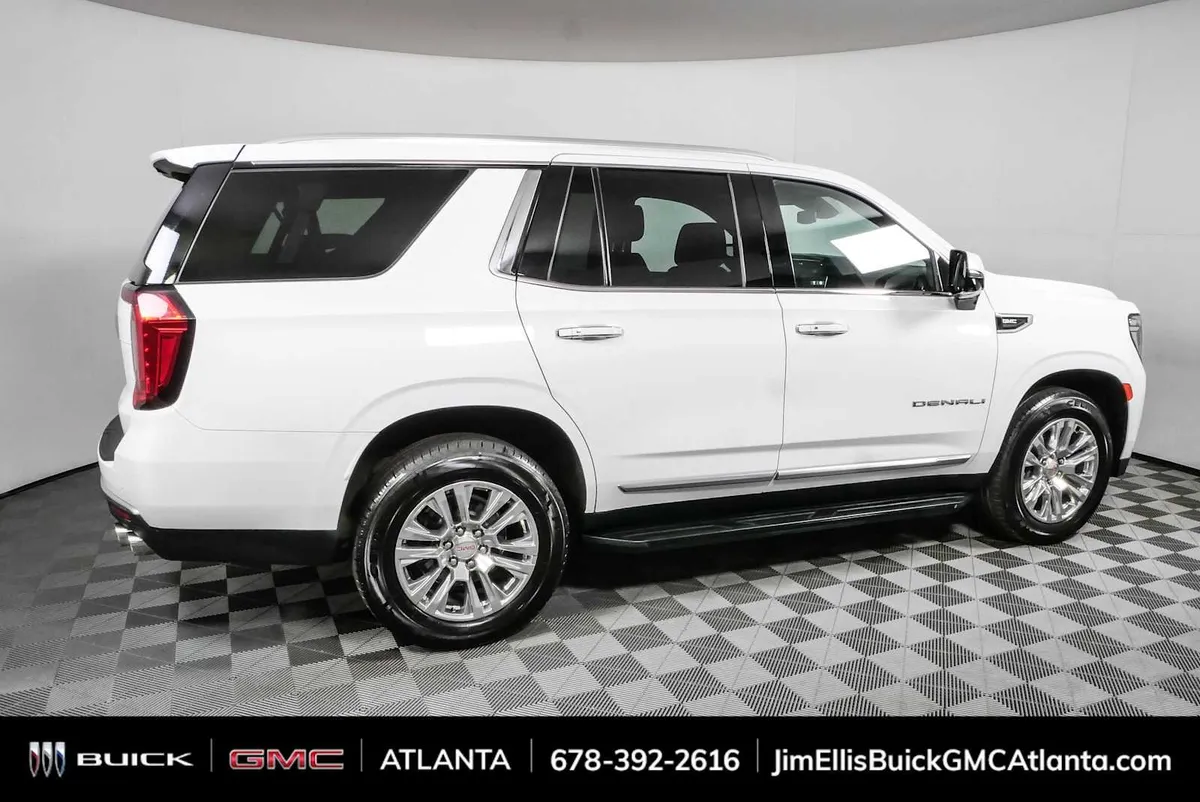 2023 GMC Yukon Denali thumbnail 2