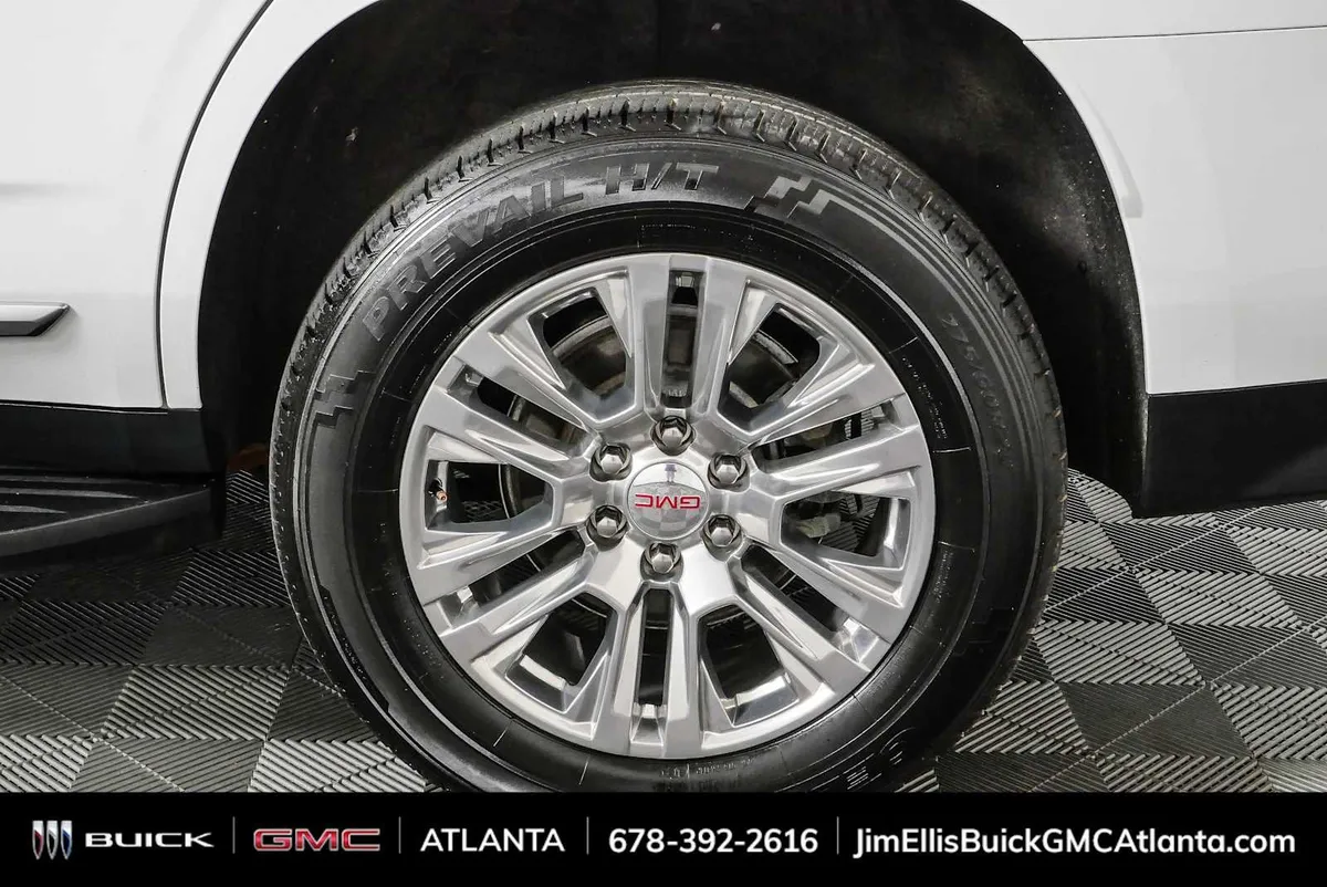 2023 GMC Yukon Denali thumbnail 37
