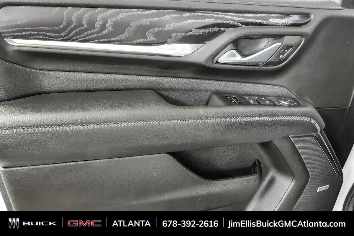 2023 GMC Yukon Denali thumbnail 6