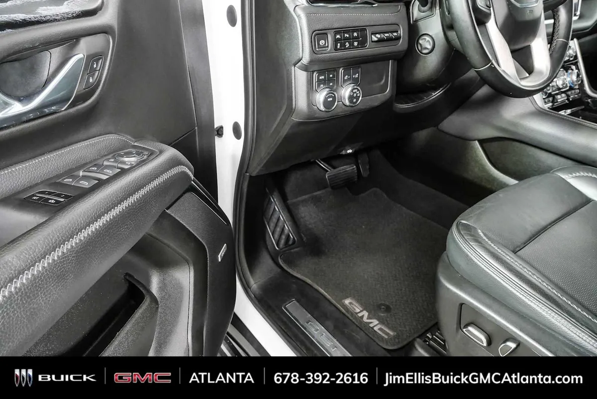 2023 GMC Yukon Denali thumbnail 8