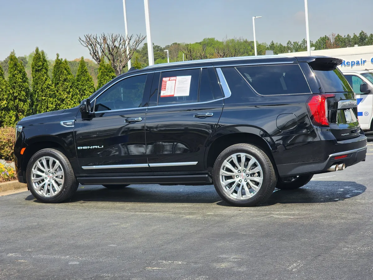 2023 GMC Yukon Denali thumbnail 8