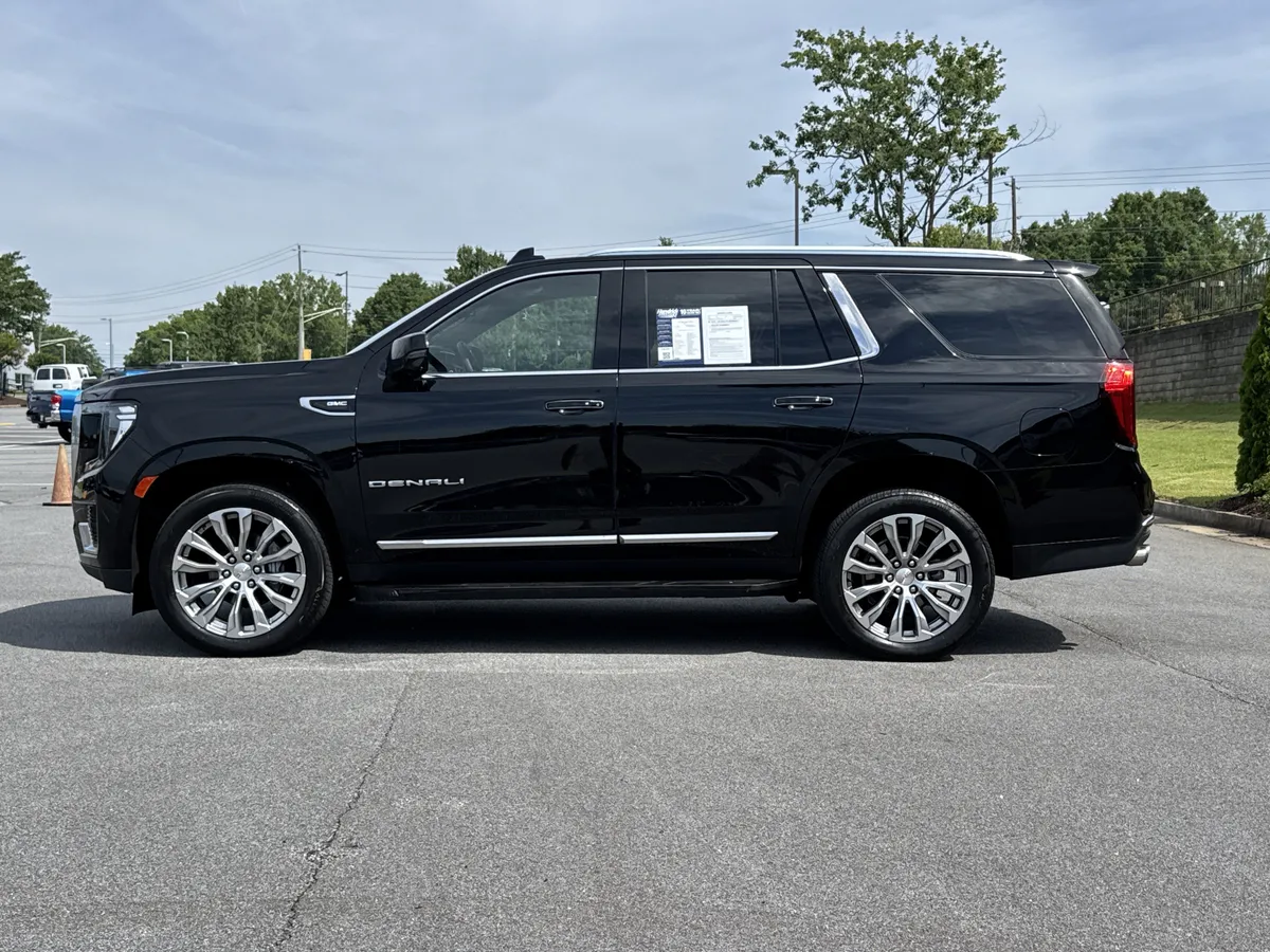 2023 GMC Yukon Denali thumbnail 6