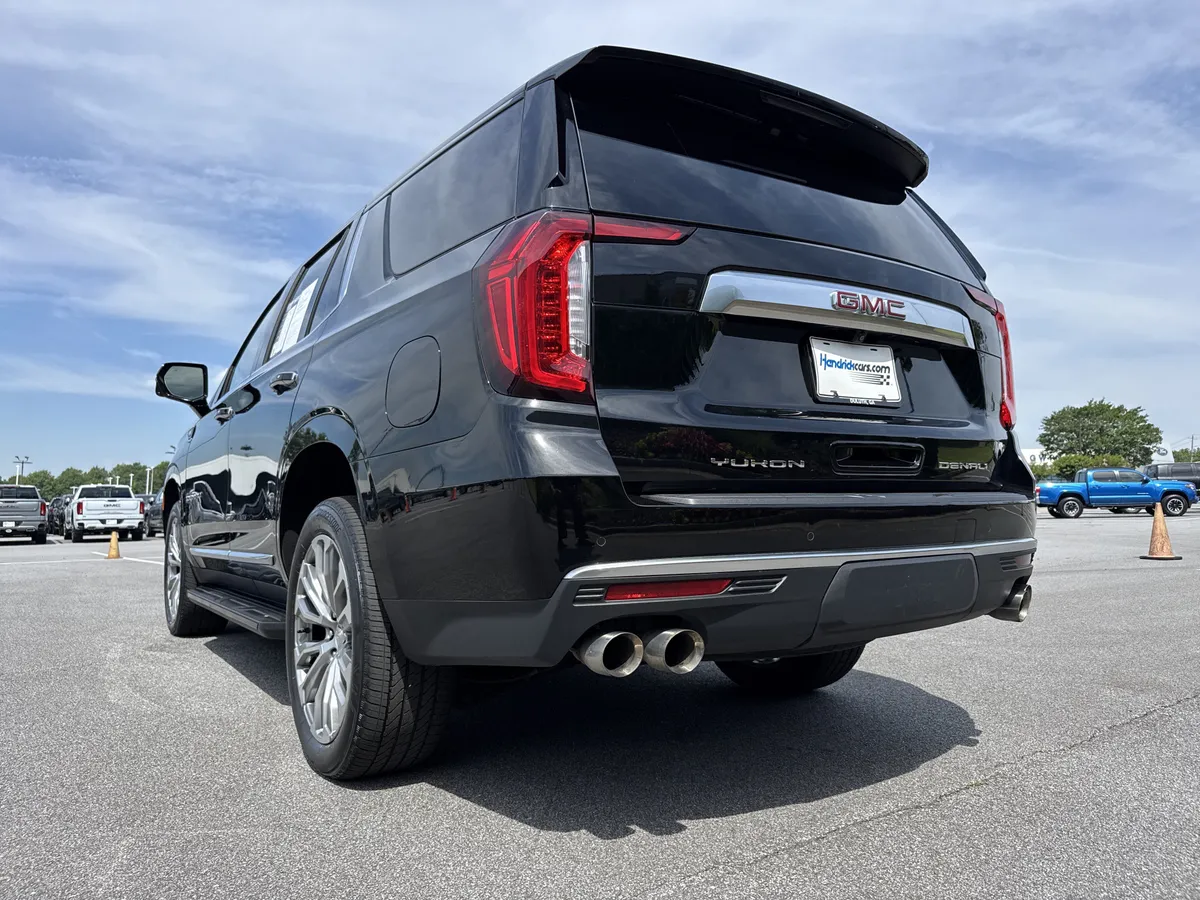 2023 GMC Yukon Denali thumbnail 7