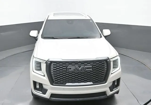 2023 GMC Yukon Denali Ultimate thumbnail 14