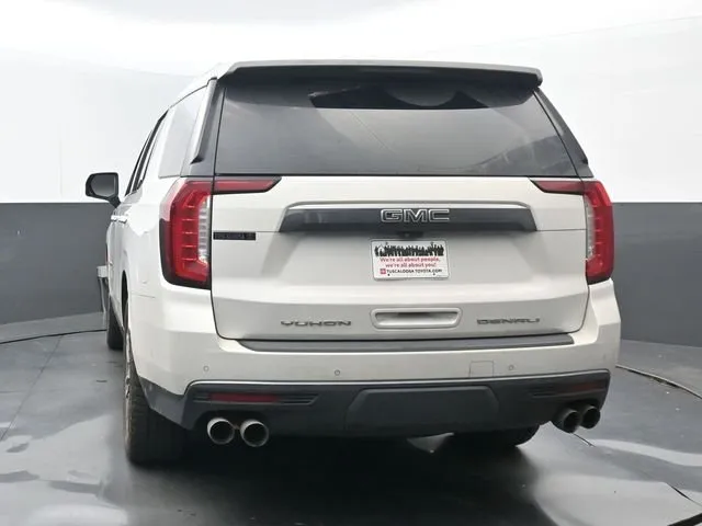 2023 GMC Yukon Denali Ultimate thumbnail 4