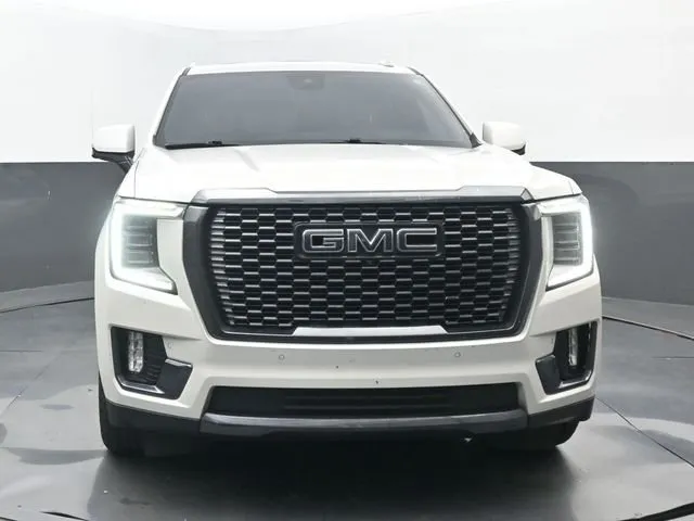 2023 GMC Yukon Denali Ultimate thumbnail 5