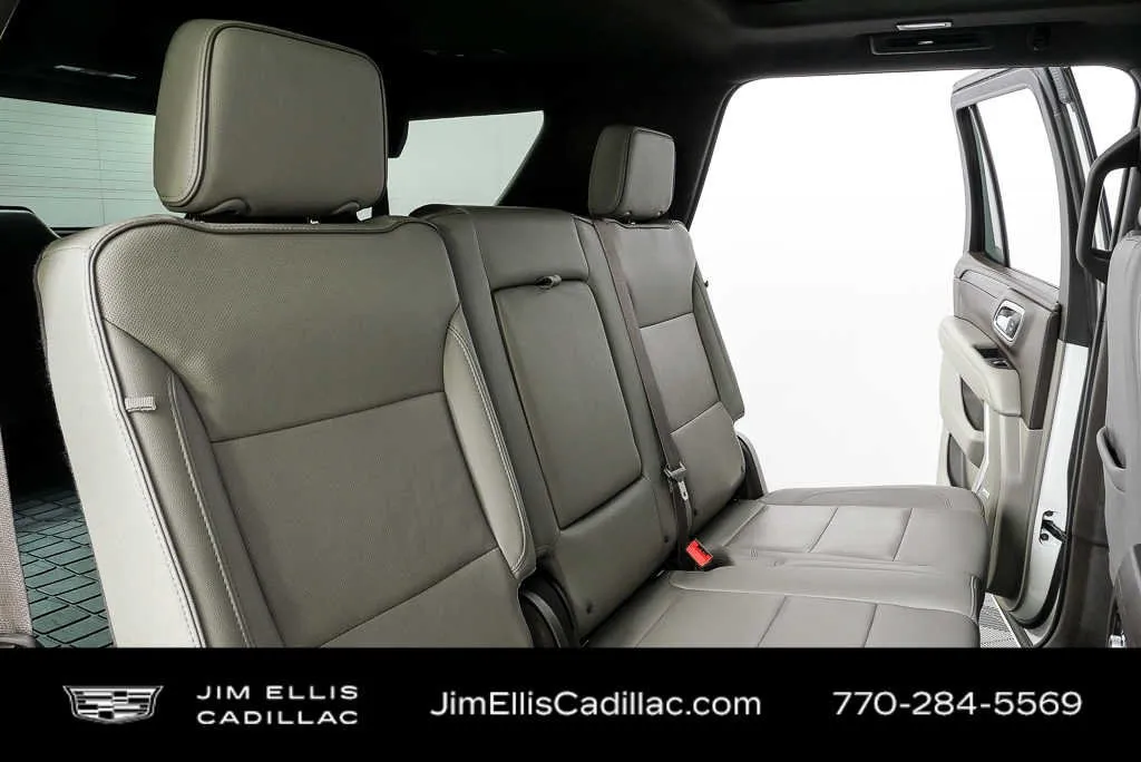 2023 GMC Yukon SLT thumbnail 21
