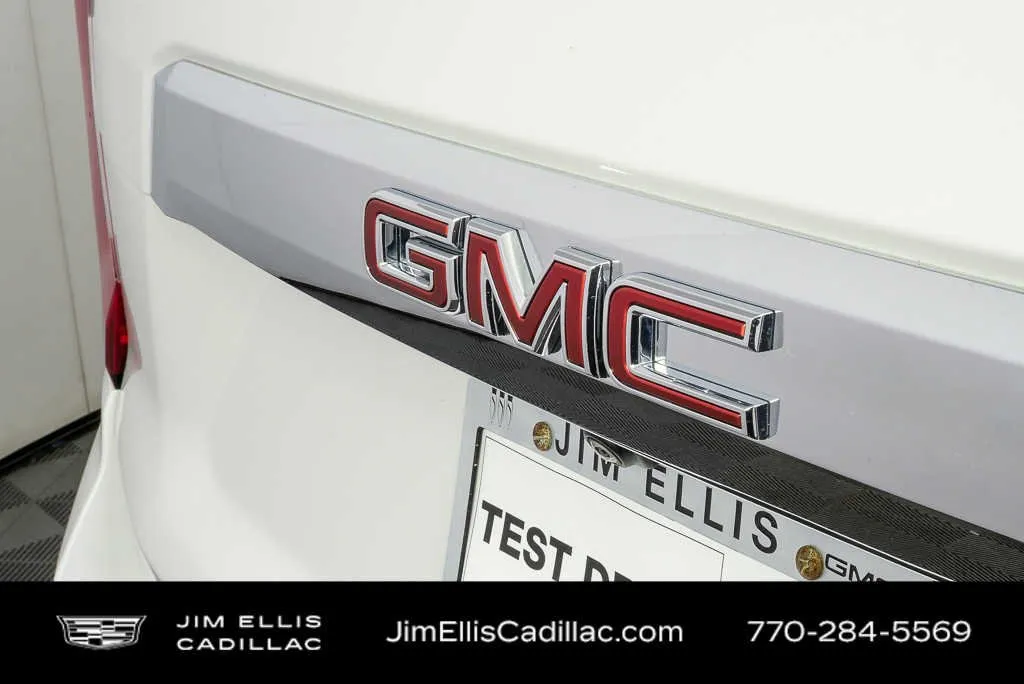 2023 GMC Yukon SLT thumbnail 36