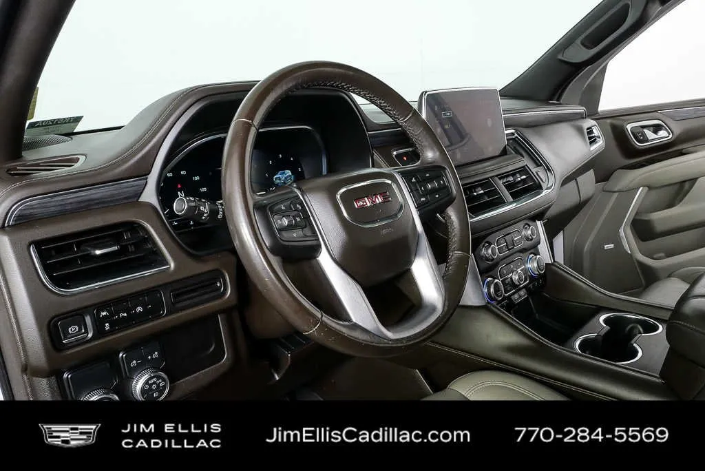 2023 GMC Yukon SLT thumbnail 4