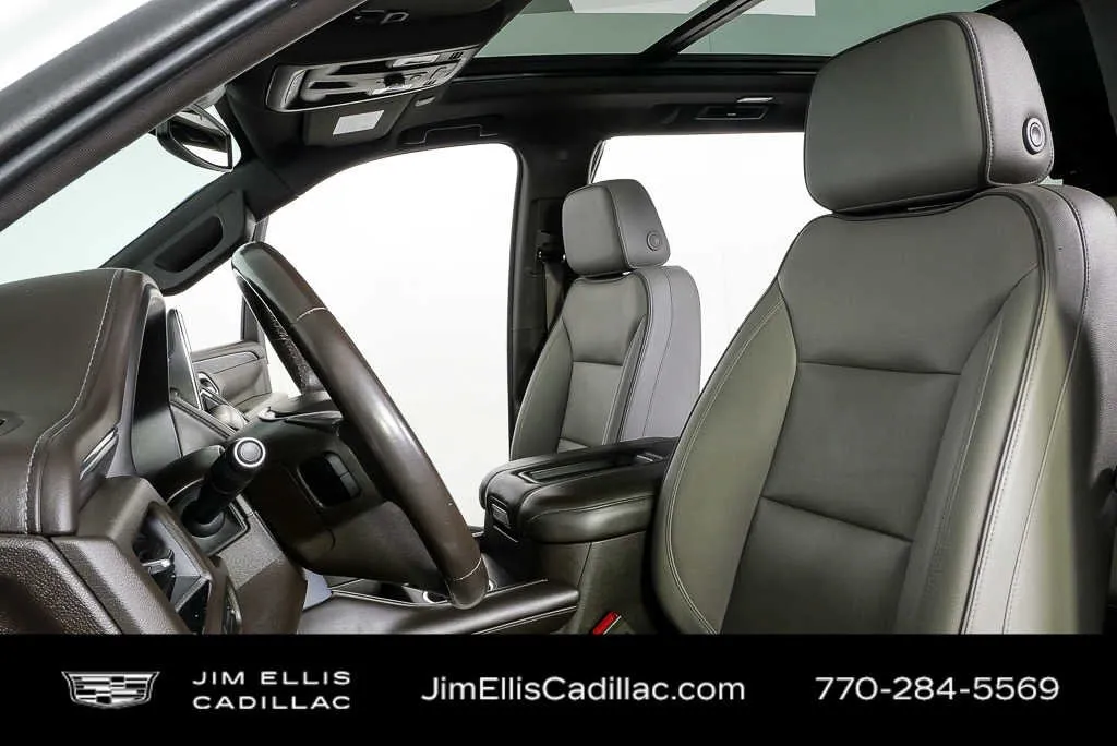 2023 GMC Yukon SLT thumbnail 5