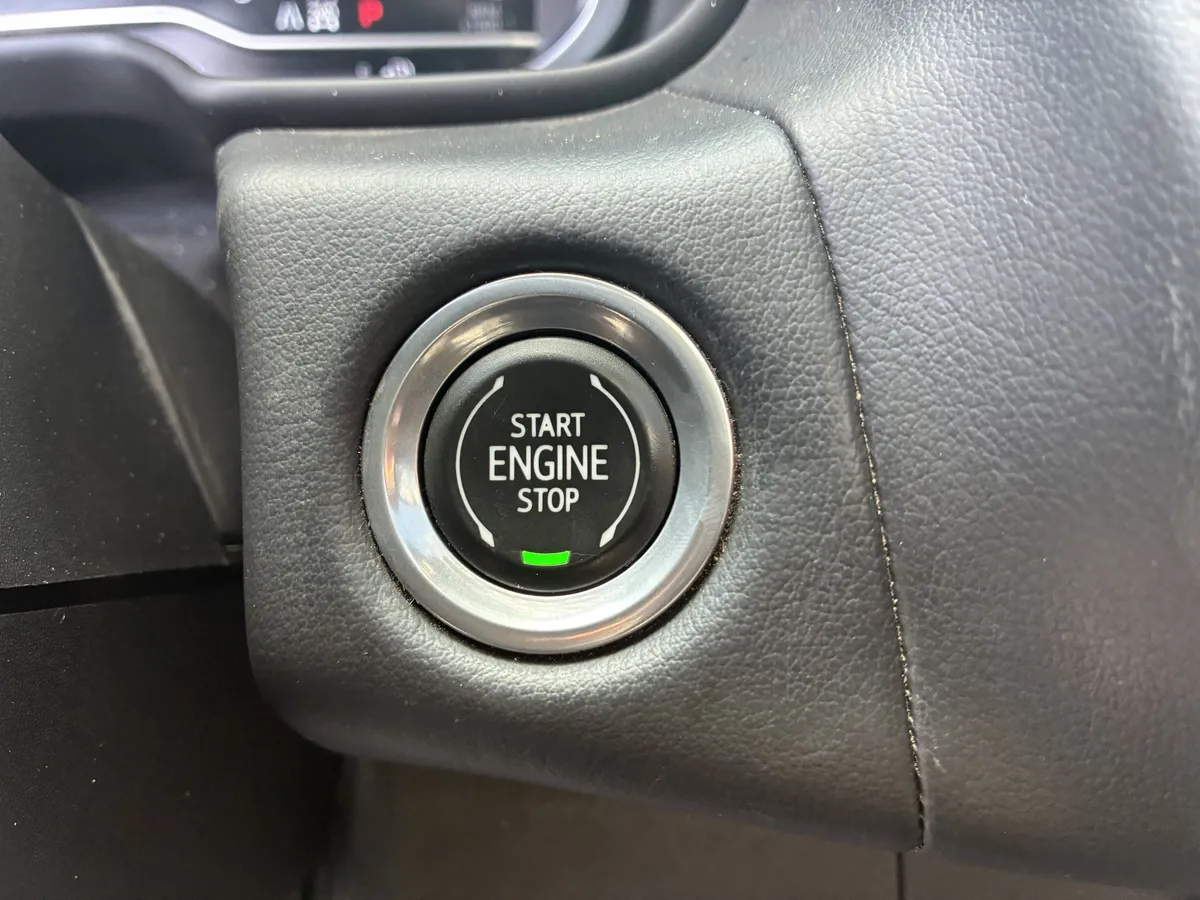 2023 GMC Yukon XL AT4 thumbnail 34