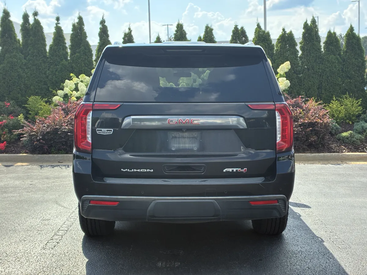 2023 GMC Yukon XL AT4 thumbnail 7