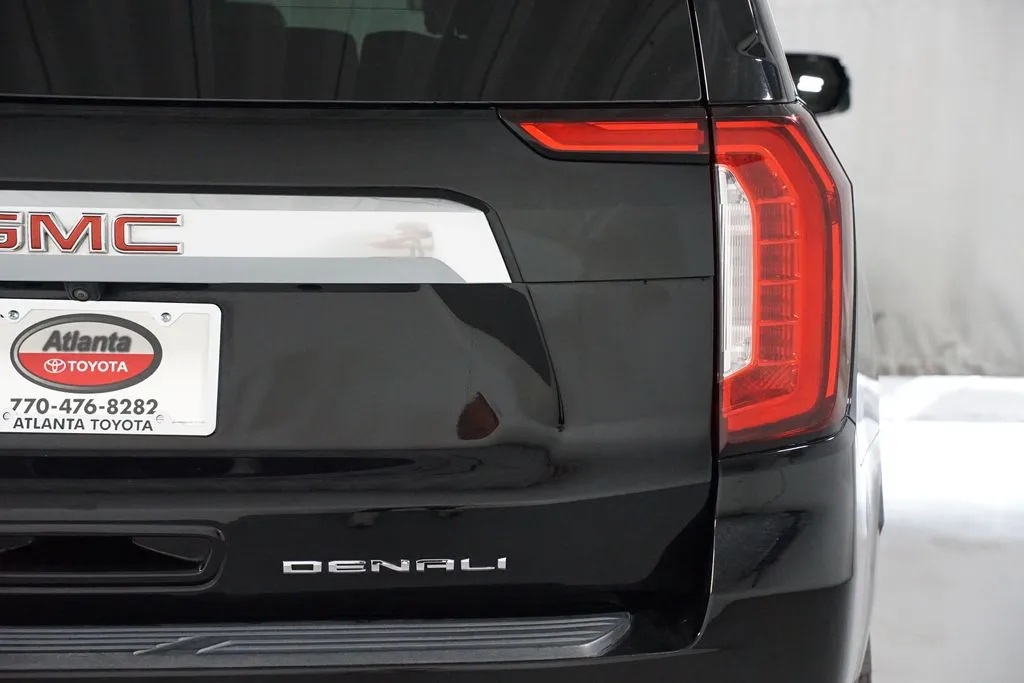 2023 GMC Yukon XL Denali thumbnail 10