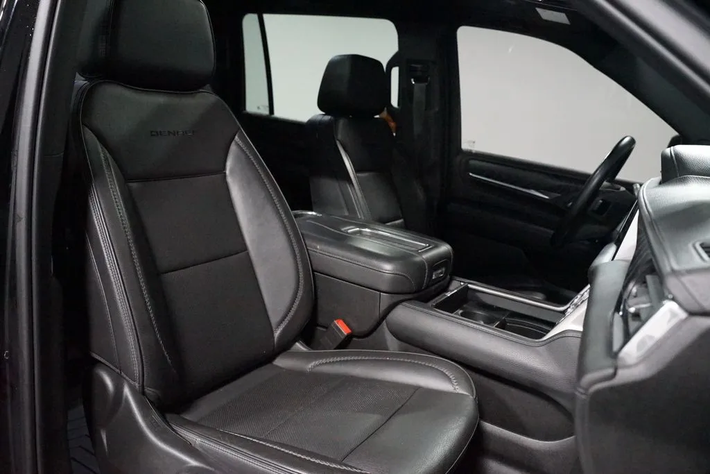 2023 GMC Yukon XL Denali thumbnail 27
