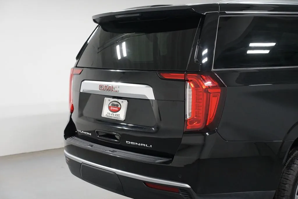 2023 GMC Yukon XL Denali thumbnail 9