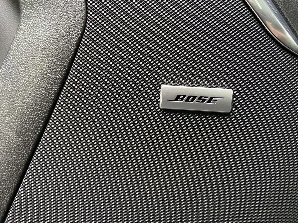 2023 GMC Yukon XL Denali thumbnail 18
