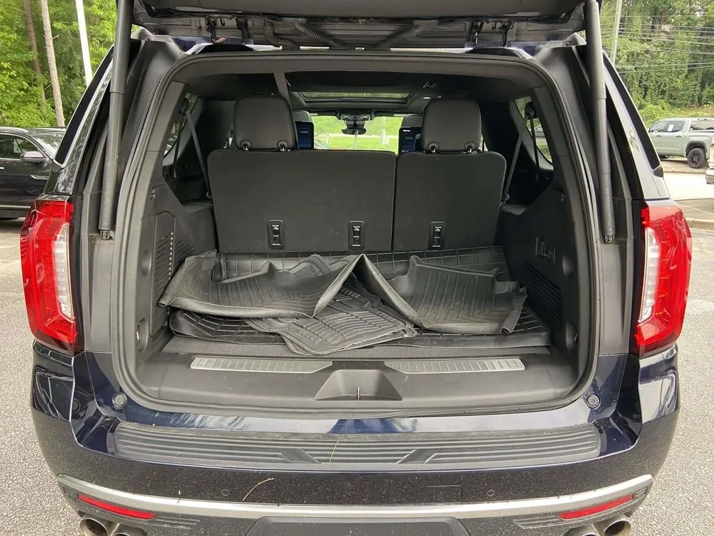 2023 GMC Yukon XL Denali thumbnail 8