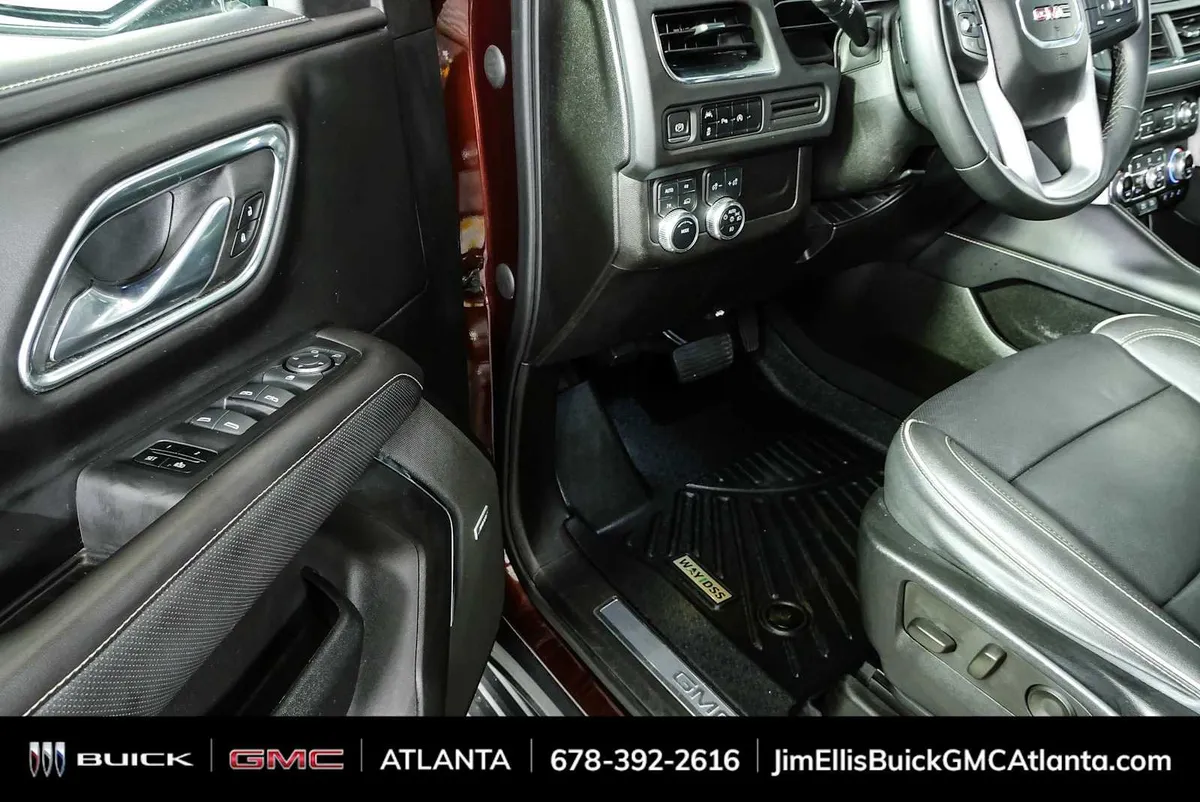 2023 GMC Yukon XL SLT thumbnail 16