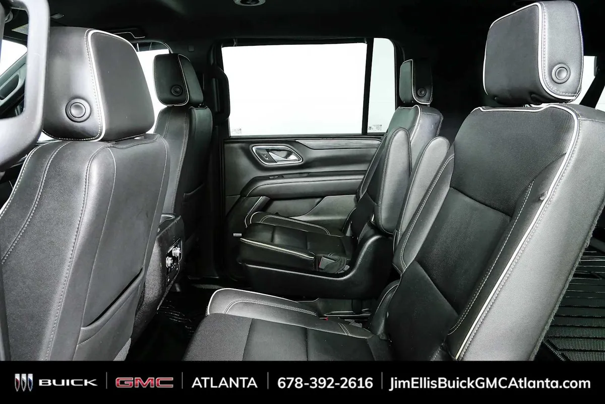 2023 GMC Yukon XL SLT thumbnail 38