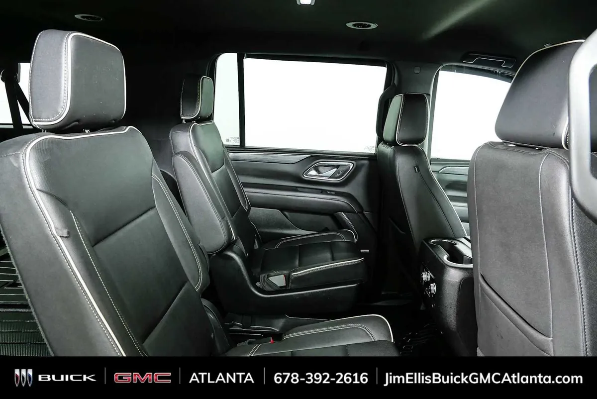 2023 GMC Yukon XL SLT thumbnail 43