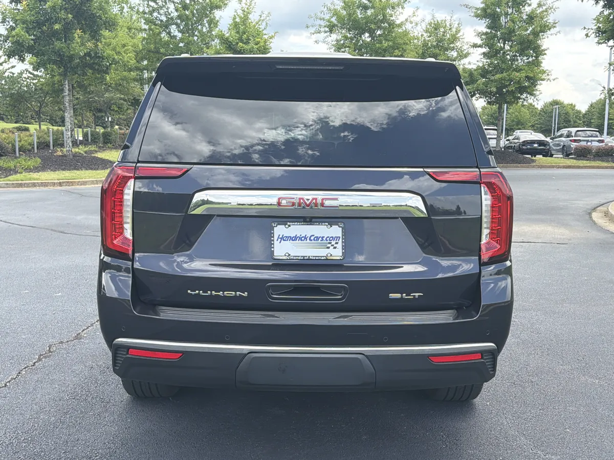 2023 GMC Yukon XL SLT thumbnail 7