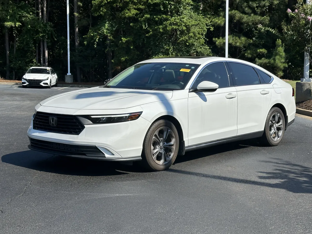 2023 Honda Accord EX CVT thumbnail 5