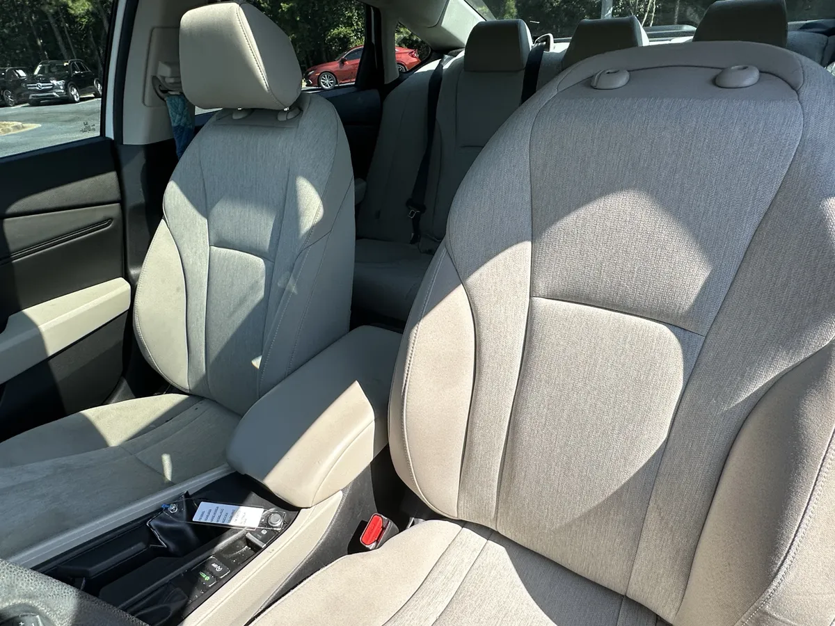 2023 Honda Accord EX CVT thumbnail 7