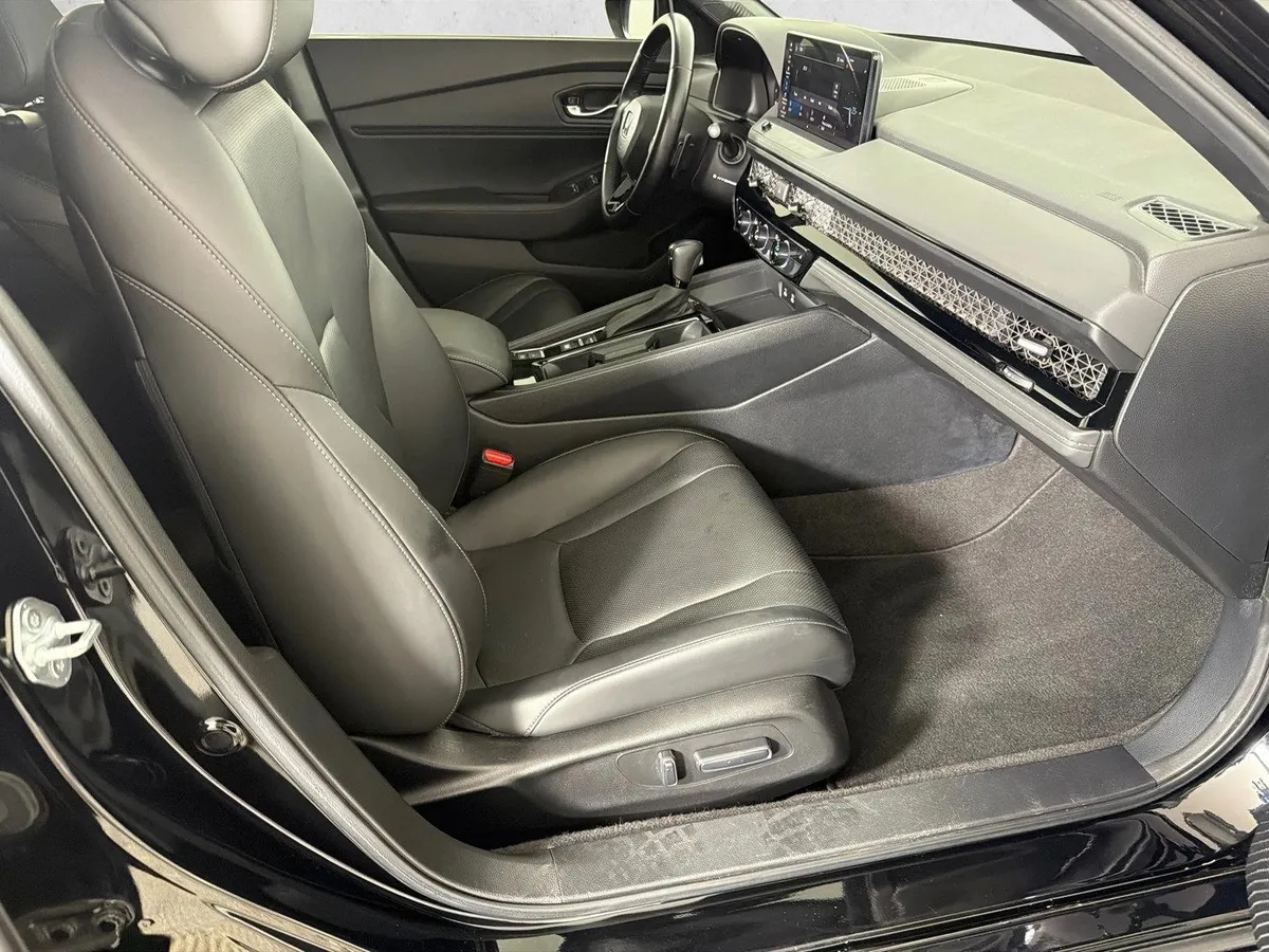 2023 Honda Accord Hybrid Sport-L thumbnail 14