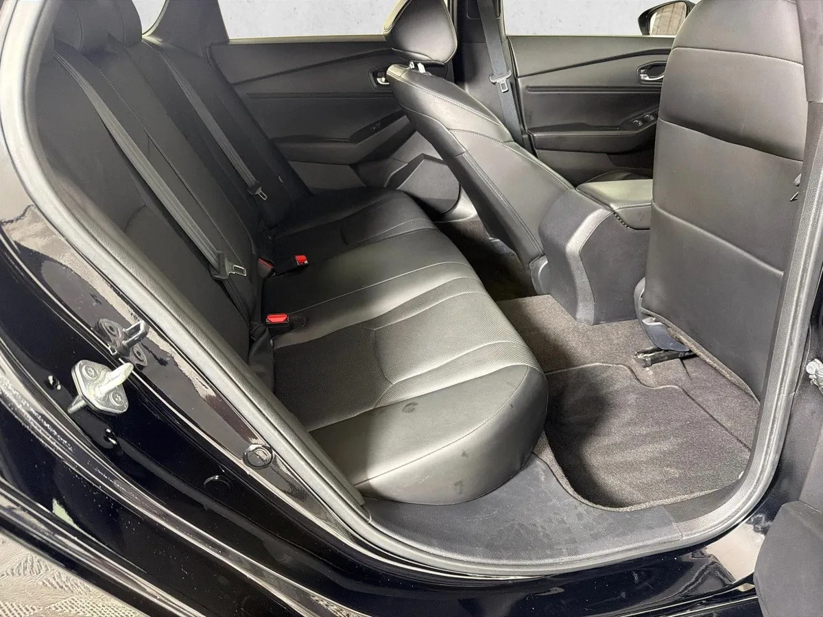 2023 Honda Accord Hybrid Sport-L thumbnail 16