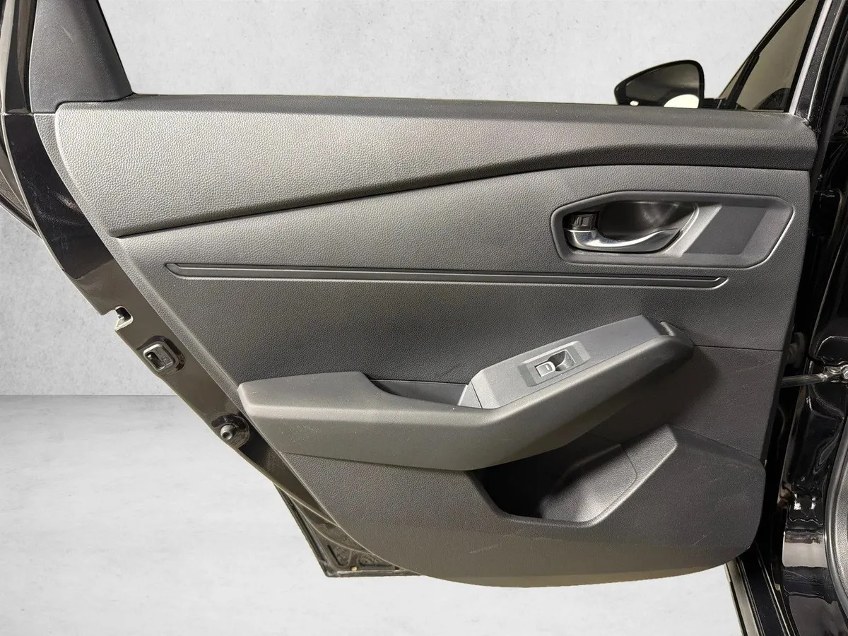 2023 Honda Accord Hybrid Sport-L thumbnail 22