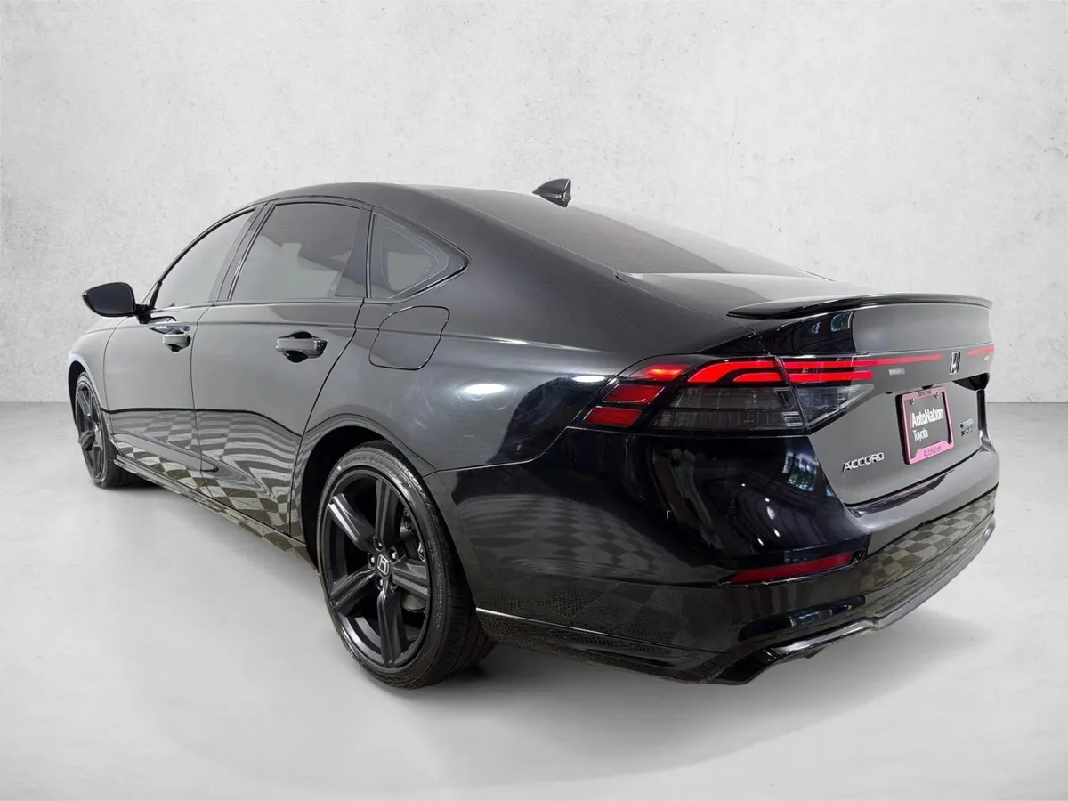 2023 Honda Accord Hybrid Sport-L thumbnail 6