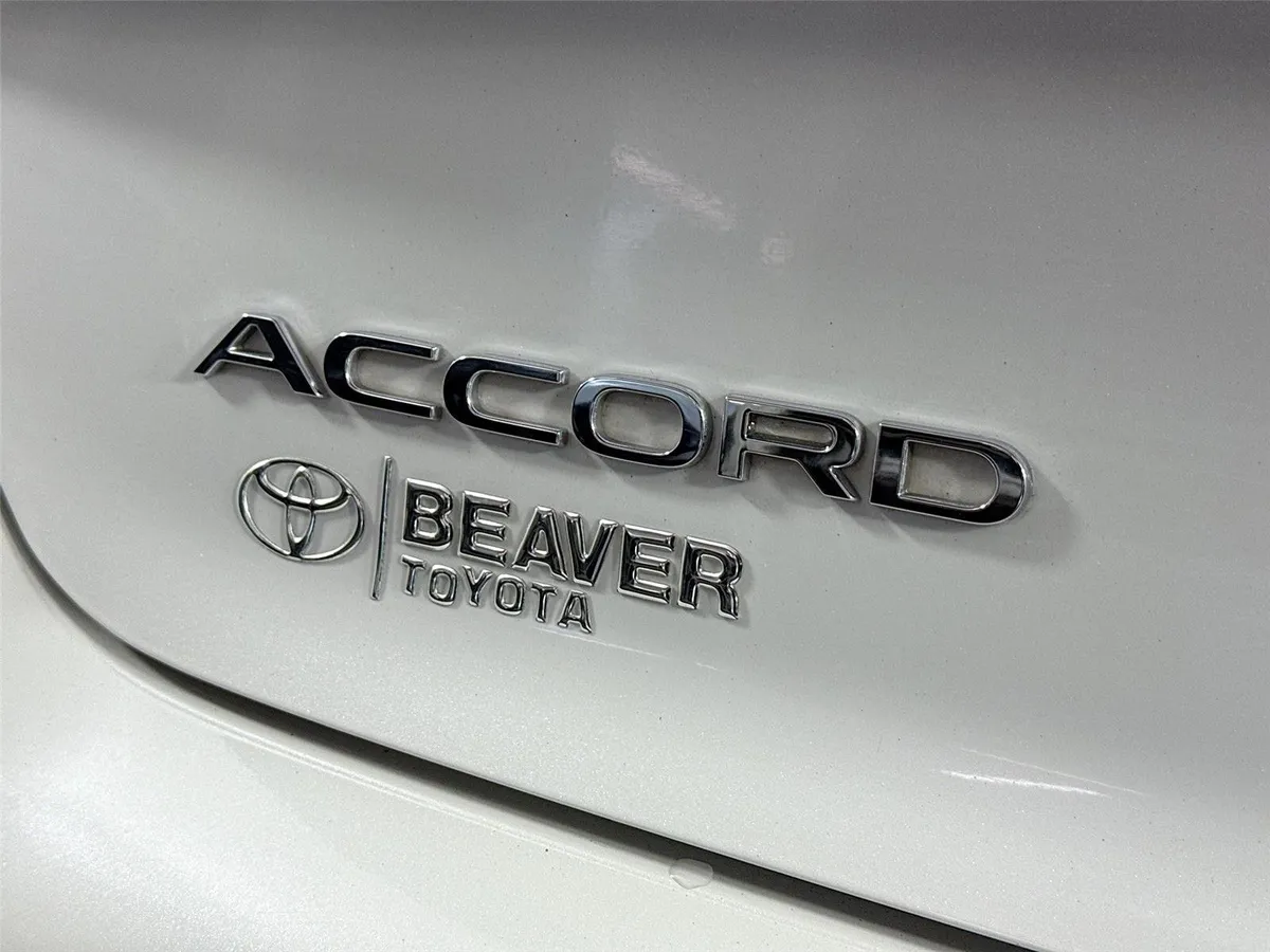 2023 Honda Accord Sedan LX thumbnail 13