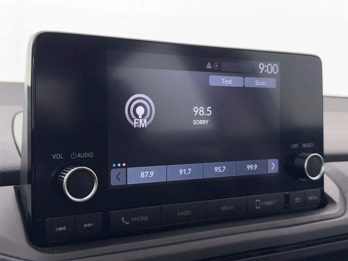 2023 Honda Accord Sedan LX thumbnail 21