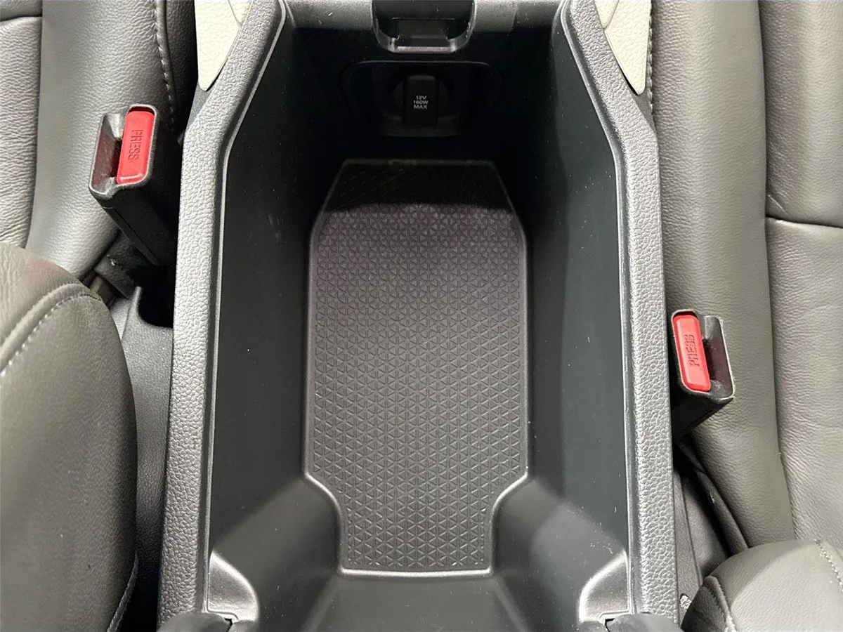 2023 Honda Accord Sedan LX thumbnail 30