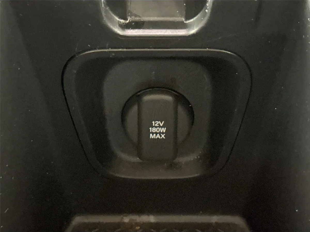 2023 Honda Accord Sedan LX thumbnail 31