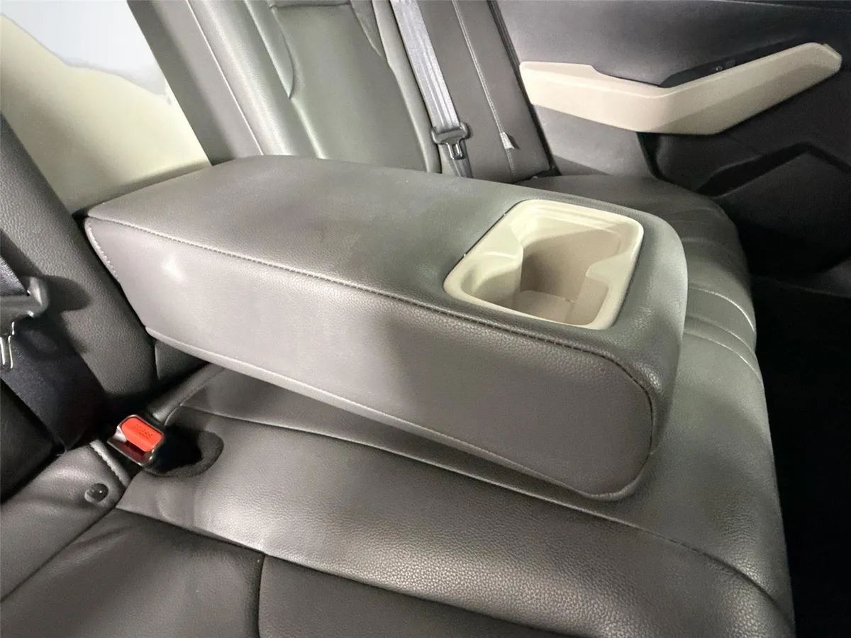 2023 Honda Accord Sedan LX thumbnail 35