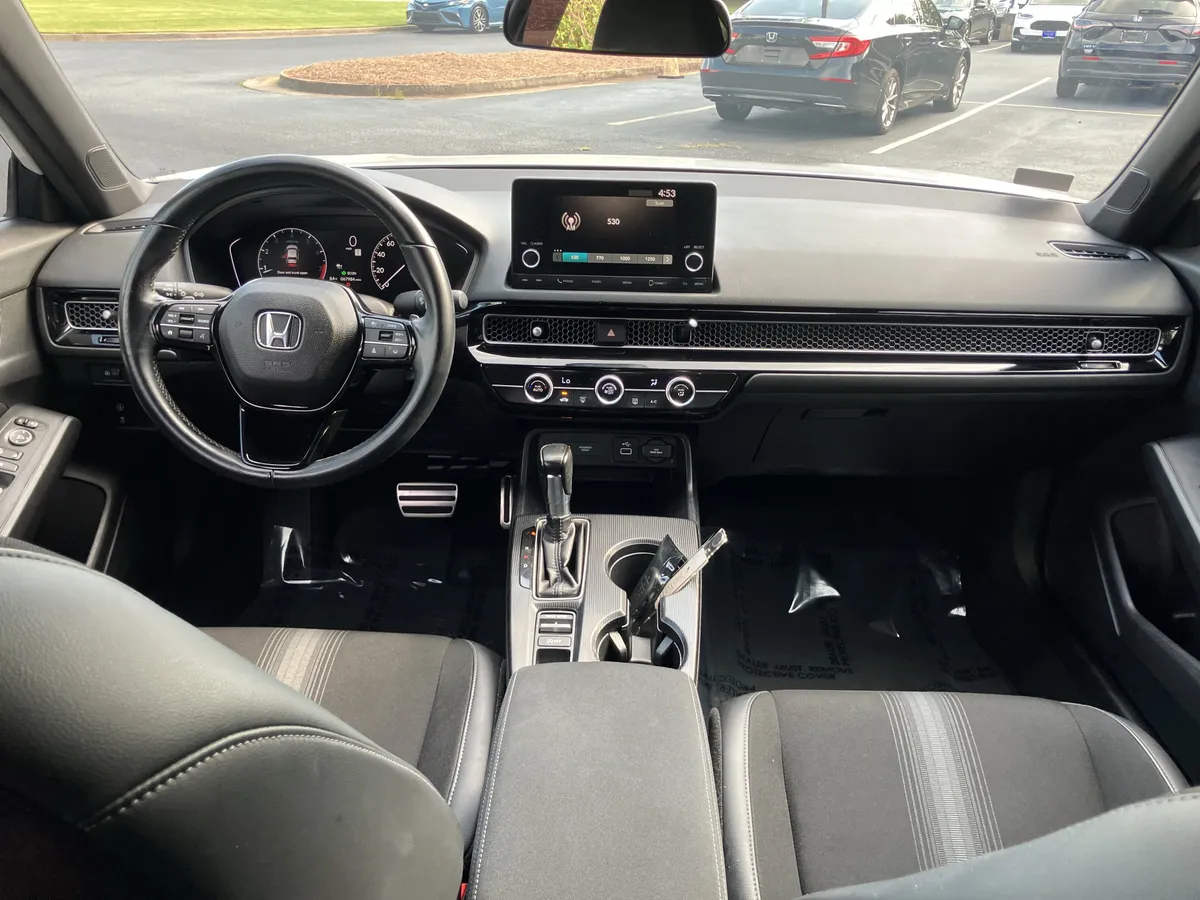 2023 Honda Civic Sport CVT thumbnail 31