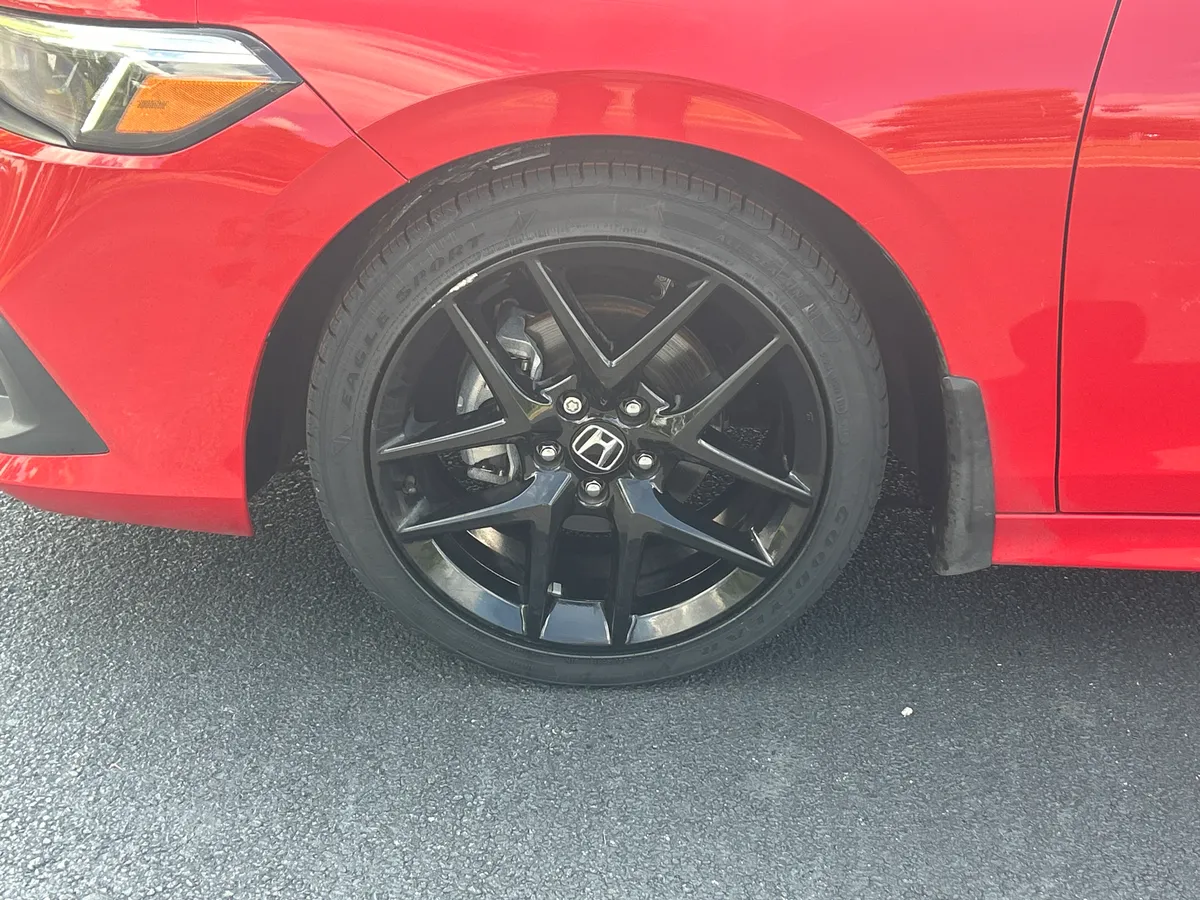 2023 Honda Civic Sport thumbnail 31