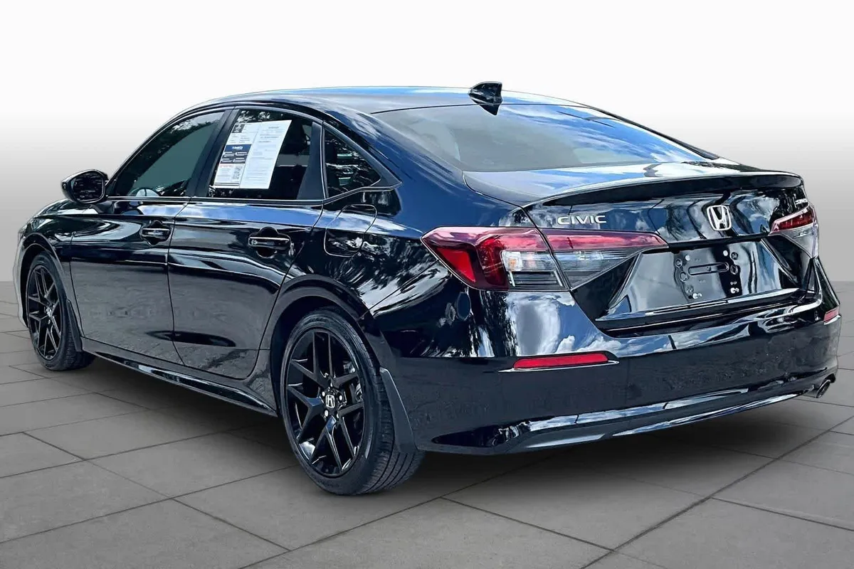 2023 Honda Civic Sport thumbnail 12