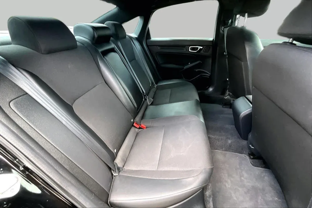 2023 Honda Civic Sport thumbnail 20