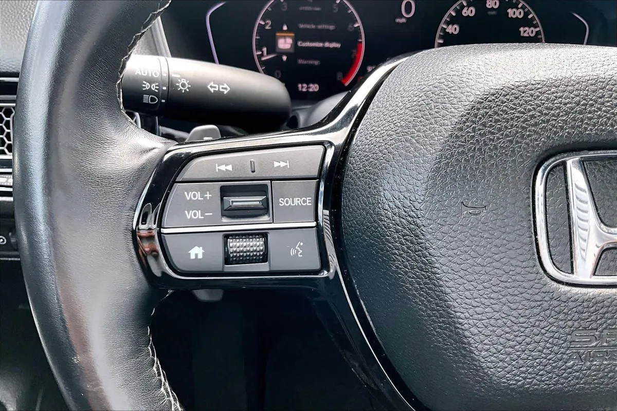 2023 Honda Civic Sport thumbnail 22