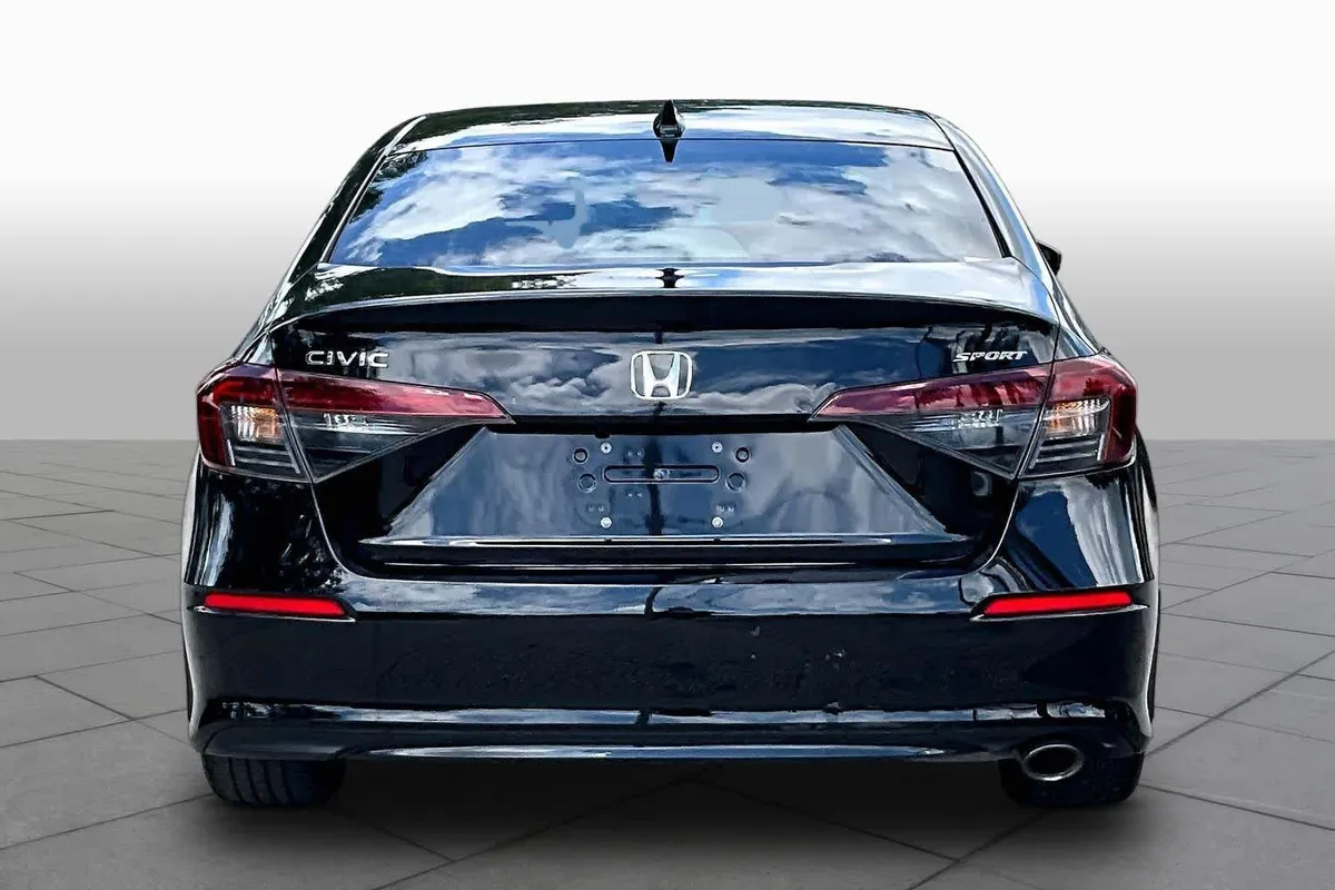 2023 Honda Civic Sport thumbnail 5