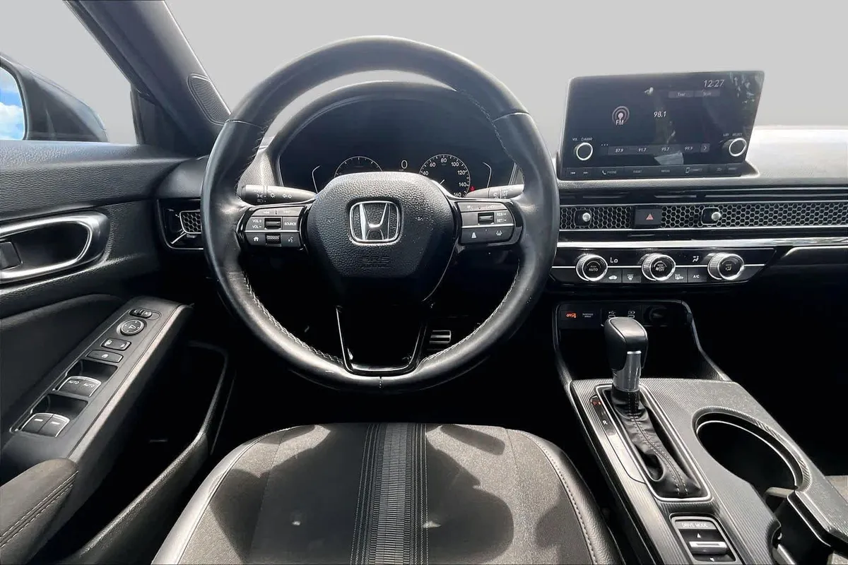 2023 Honda Civic Sport thumbnail 6