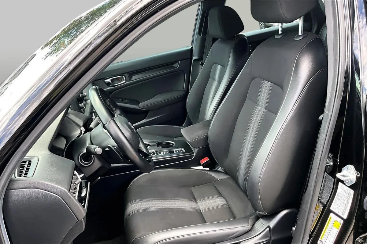 2023 Honda Civic Sport thumbnail 8