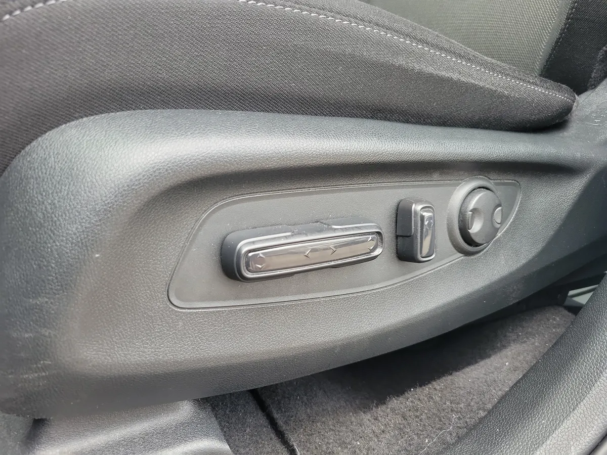 2023 Honda CR-V EX w/BSI thumbnail 4