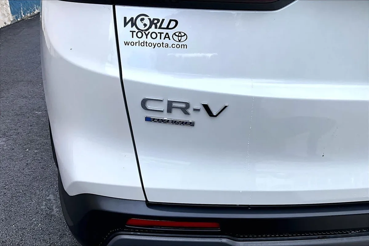 2023 Honda CR-V Hybrid Sport thumbnail 10