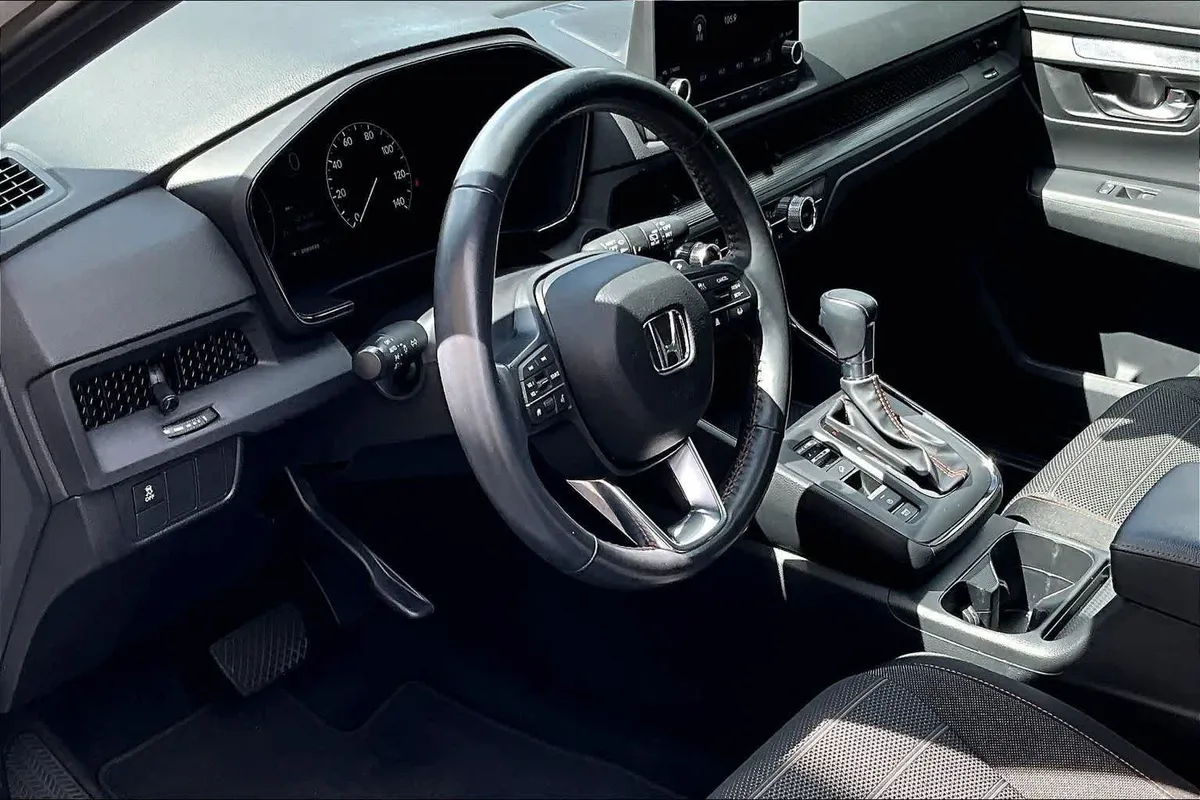 2023 Honda CR-V Hybrid Sport thumbnail 18
