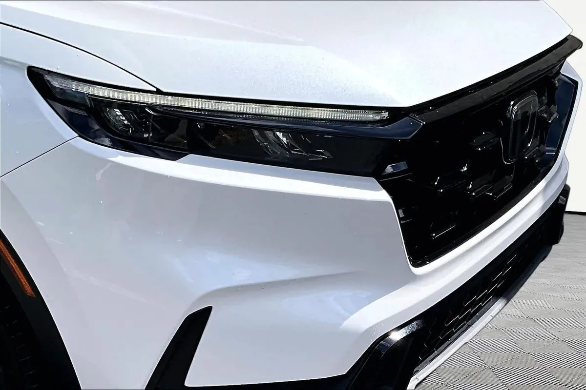 2023 Honda CR-V Hybrid Sport thumbnail 30