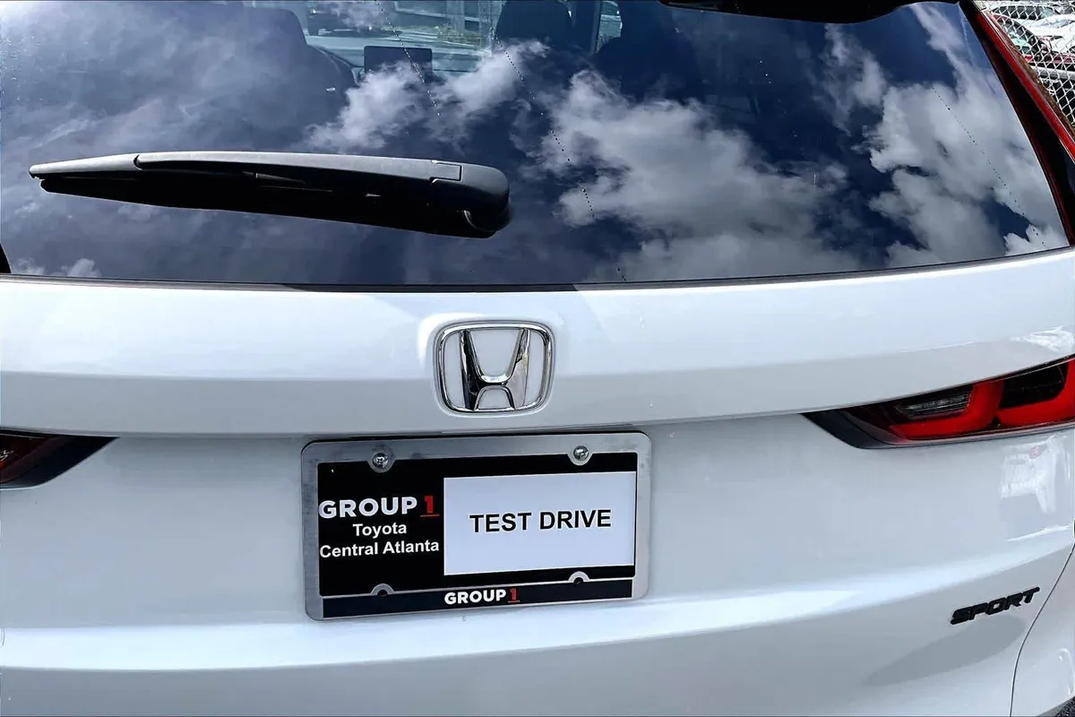 2023 Honda CR-V Hybrid Sport thumbnail 31